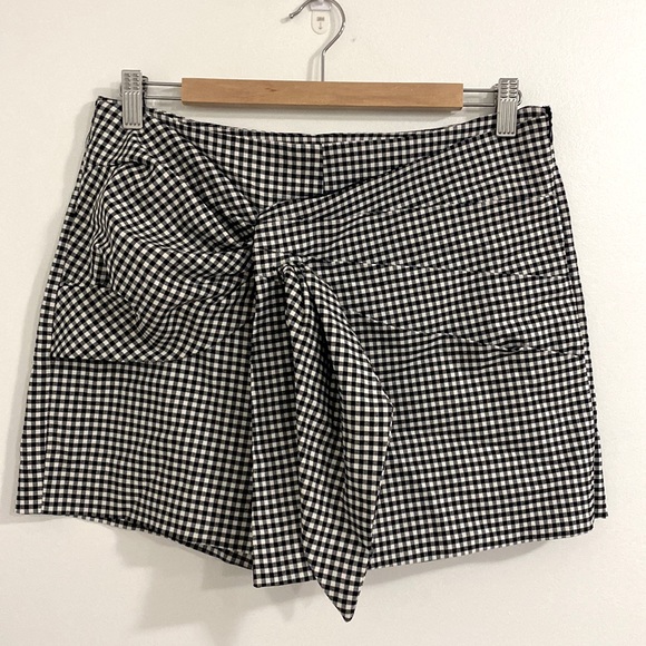 Gingham Skort - Picture 2 of 3